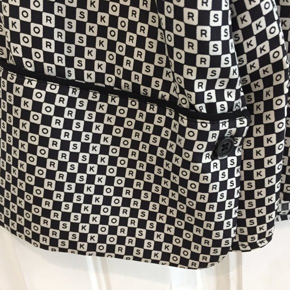 Beatufiul NWOT MICHAEL Michael Kors silk pajama shirt L - Picture 4 of 7